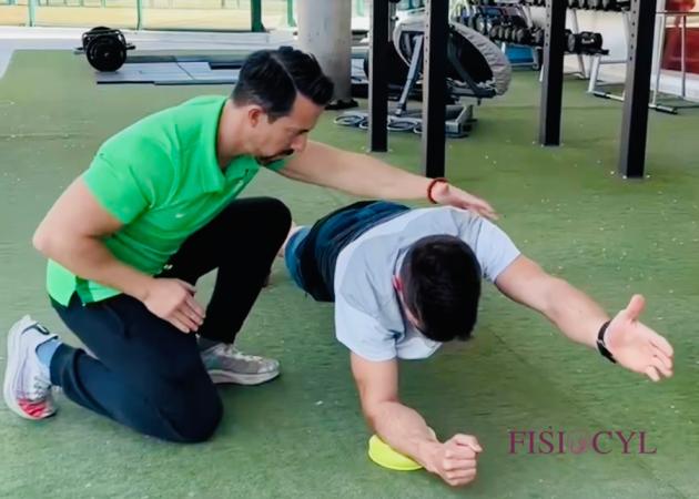 Curso ejercicio terapeutico con Sergio Muela en Fisiocyl